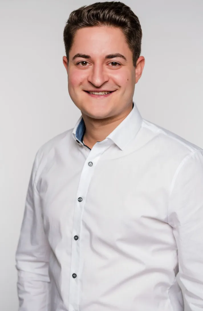 Patrick Schröder, Geschäftsführung